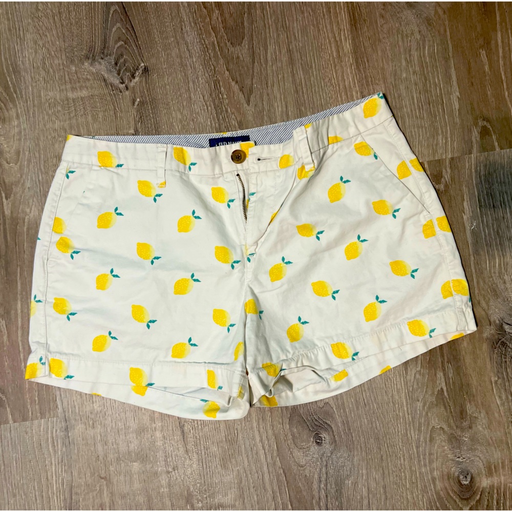 Old Navy Lemon print everyday shorts size 10